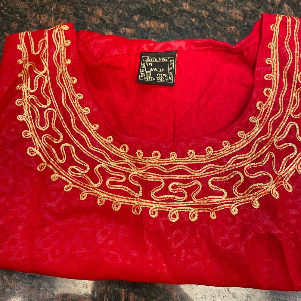 Red and gold top